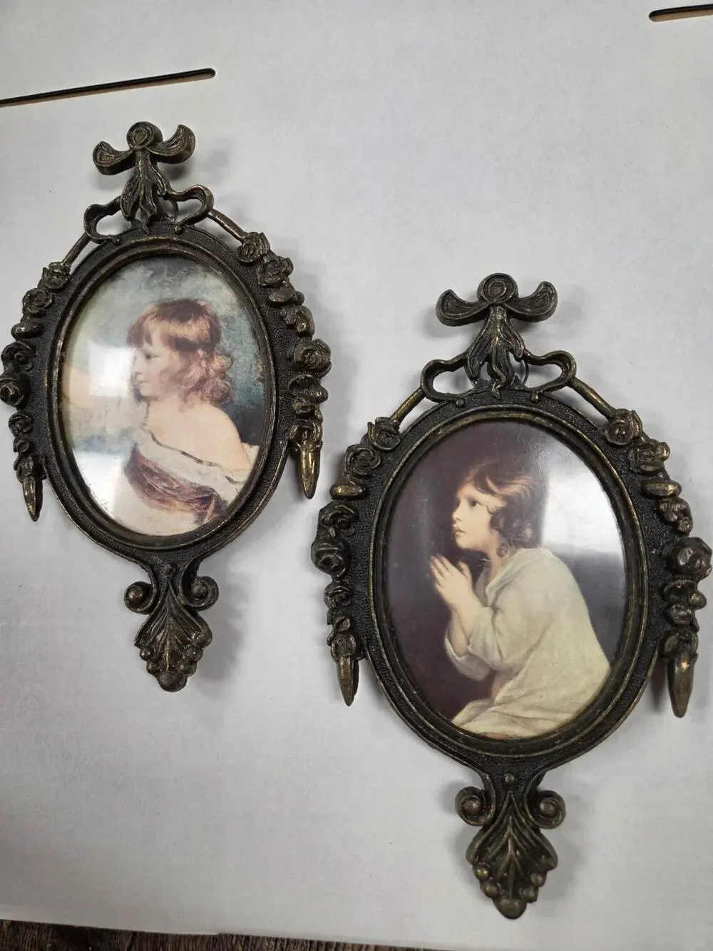 Vintage pair ornate brass oval picture frames. Made in Italy. Set of two (2)
